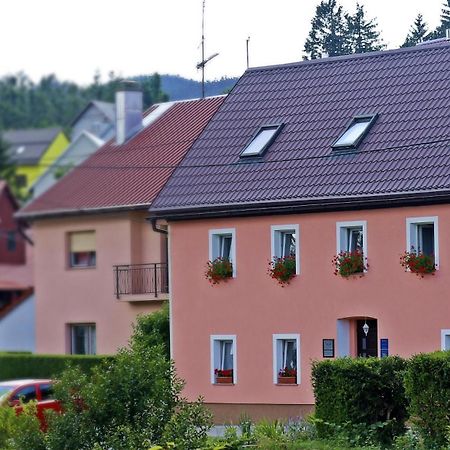 Apartment House Lalita Fužine Екстериор снимка