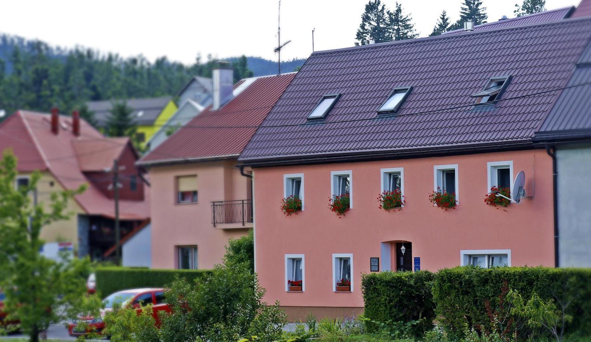 Apartment House Lalita Fužine Екстериор снимка