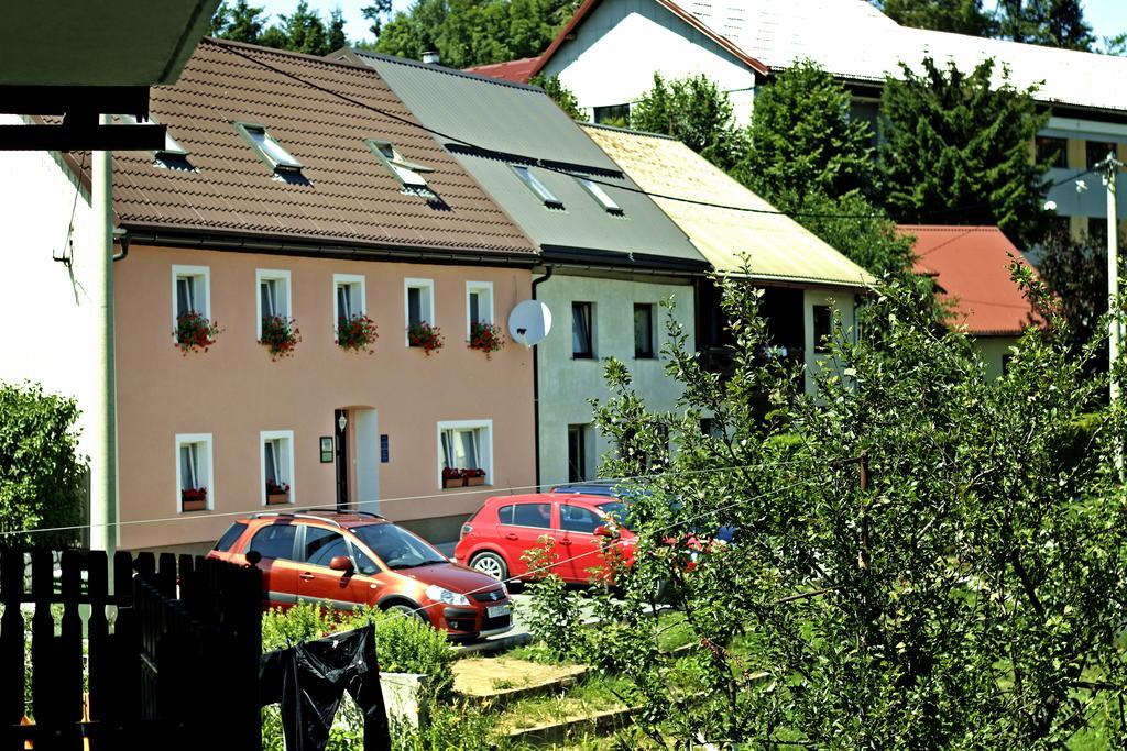 Apartment House Lalita Fužine Екстериор снимка