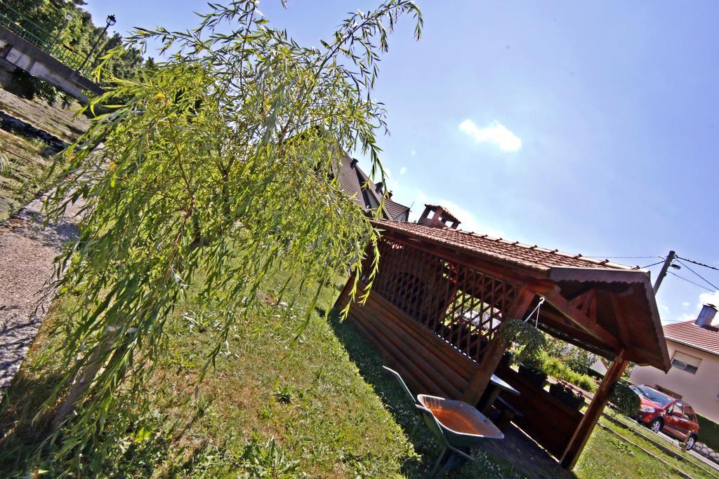 Apartment House Lalita Fužine Екстериор снимка