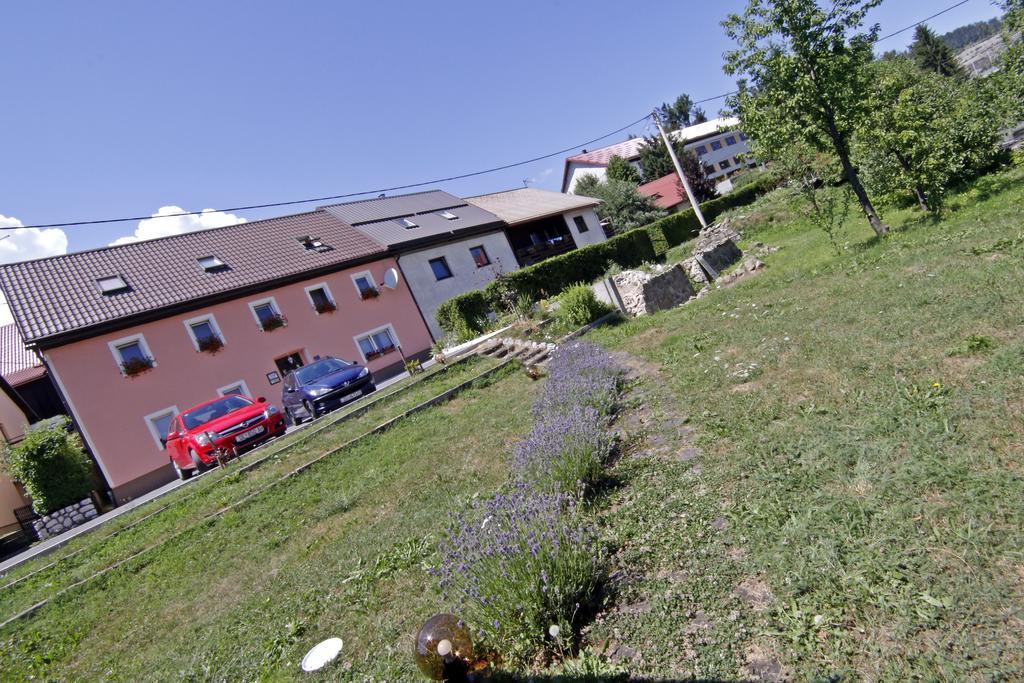 Apartment House Lalita Fužine Екстериор снимка