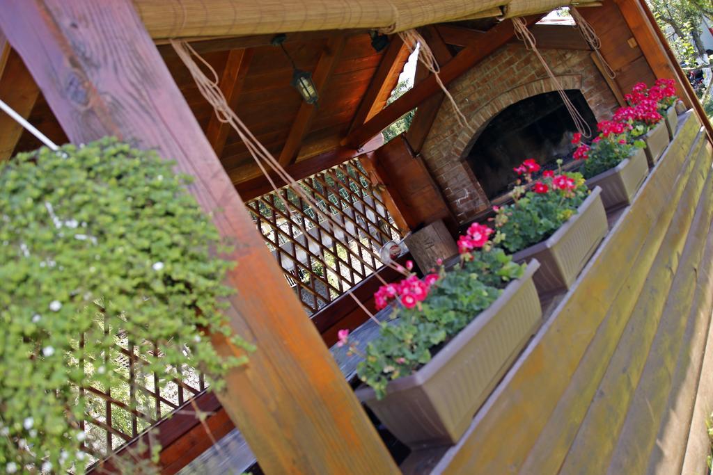 Apartment House Lalita Fužine Екстериор снимка