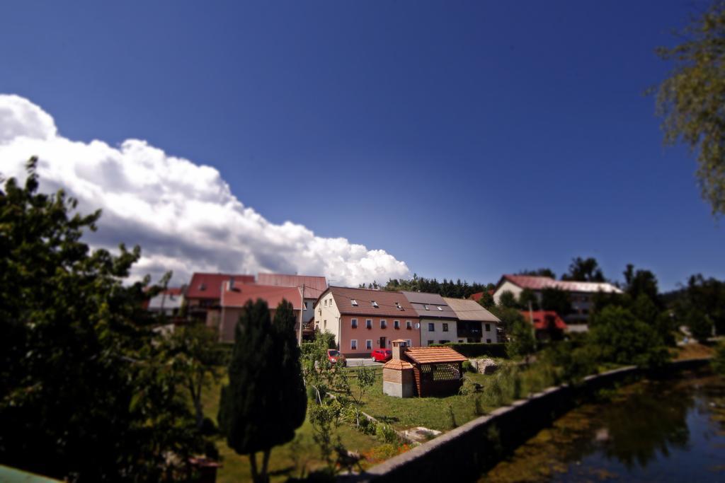 Apartment House Lalita Fužine Екстериор снимка
