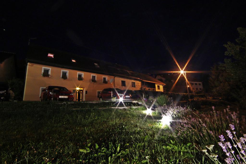 Apartment House Lalita Fužine Екстериор снимка