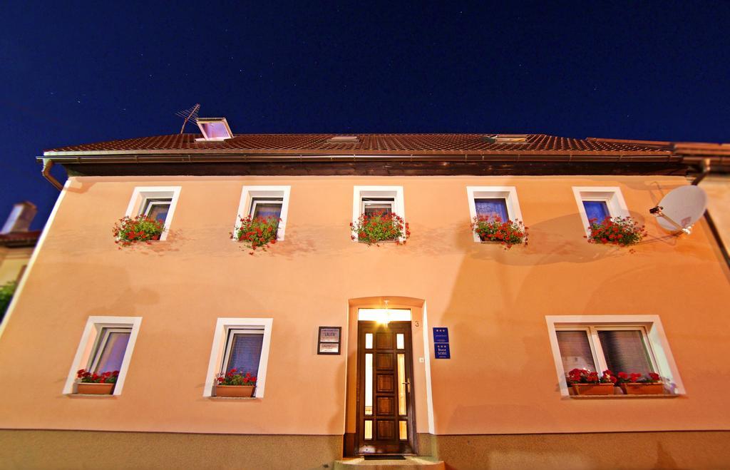 Apartment House Lalita Fužine Екстериор снимка